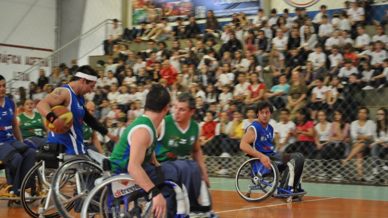 Equipe da CIDEF durante uma competição. Foto: CIDEF