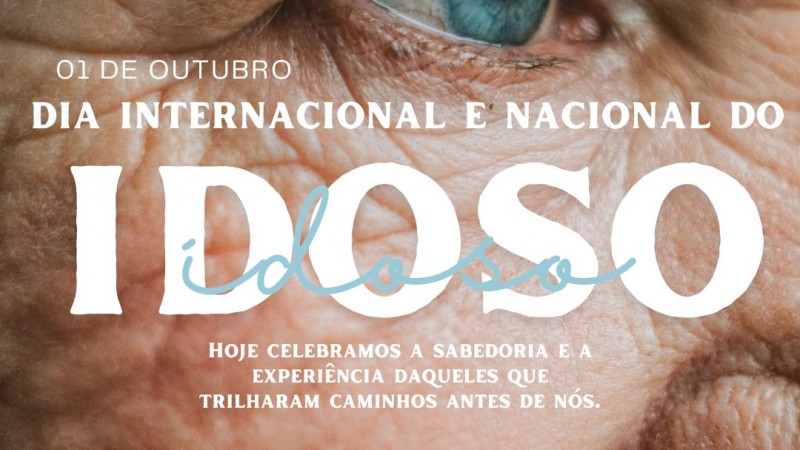 Card Dia Internacional e Nacional do Idoso- no fundo foto bem de perto de uma pessoa idosa, nela aparecem bem as rugas e marcas do tempo na pele, a pele é clara e os olhos azuis.... em cima em branco tem escrito: 01 de outubro - dia internacional e nacional do Idoso - abaixo segue o texto - Hoje celebramos a sabedoria e a experiência daqueles que trilharam caminhos antes de nós. Abaixo as logos da Faders e Secretaria de Desenvolvimento do RS. Fim da Descrição.